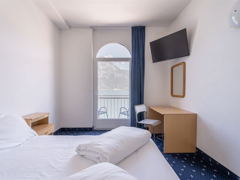 Superior Room with lake view 