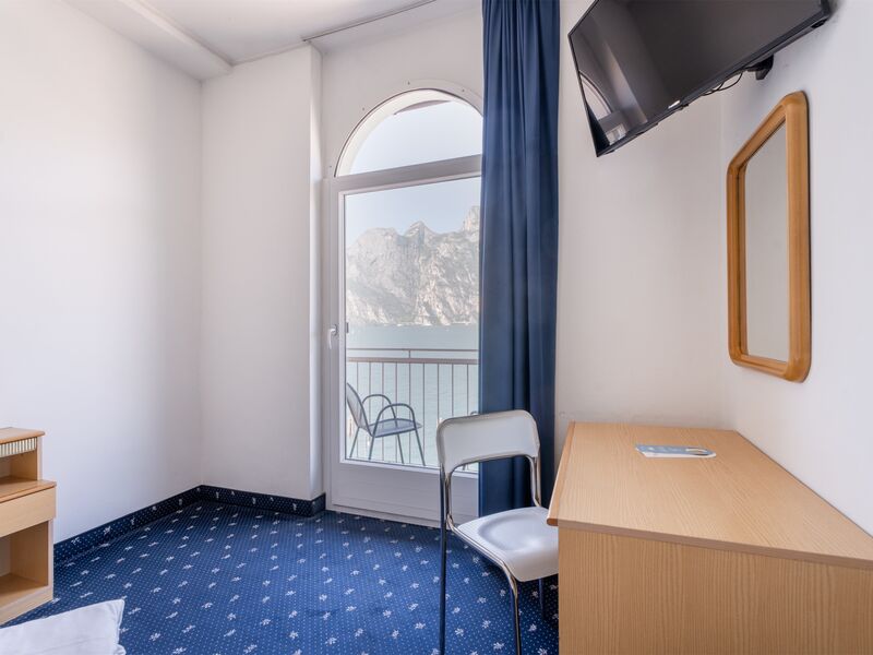 Superior Room with lake view 