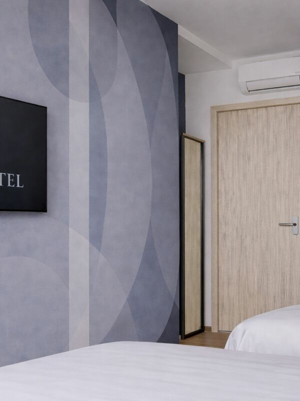 Camera Tripla Superior con Vista Lago